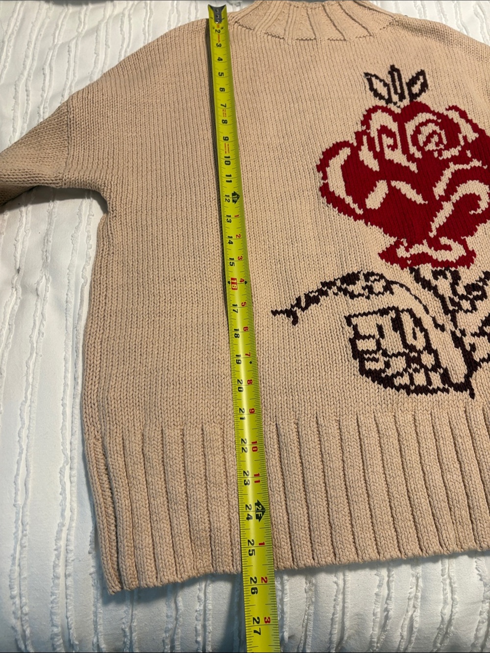 Banana Republic Women’s Cream Rose-Graphic Sweater - Picture 6 of 10